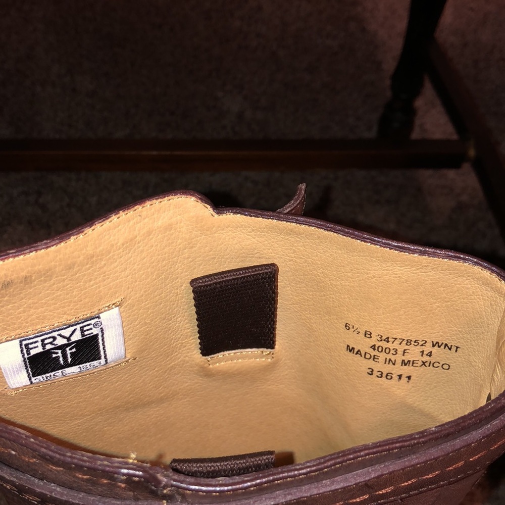 Frye size 6.5 women’s boots. - Picture 8 of 8